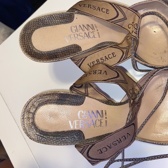 VERSACE Heels - Picture 8 of 15